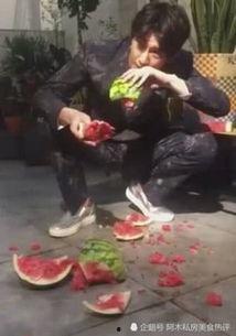 海门老太吃瓜事件视频曝光,视频曝光引发网友热议